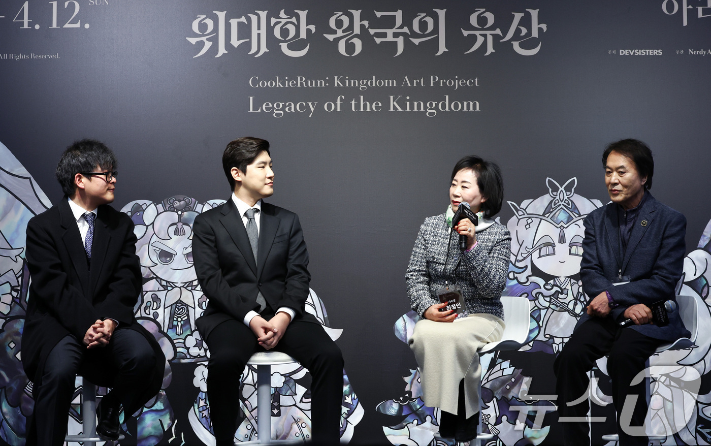 (서울=뉴스1) 최지환 기자 = 조길현 데브시스터즈 대표가 22일 서울 종로구 아라아트센터에서 열린 '쿠키런: 킹덤 아트 콜라보 프로젝트 특별전 - 위대한 왕국의 유산' 언론공개회 …