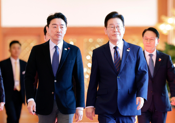 수석보좌관회의 참석하는 이재명 대통령