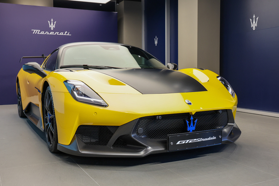 마세라티 'GT2 스트라달레' 韓 출시…제로백 2.8초 '사상 최강' 엔진