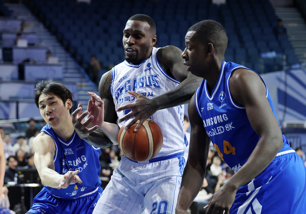 라건아, 두 명은 무리야