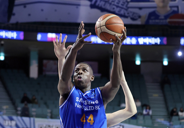 니콜슨의 강력한 돌파