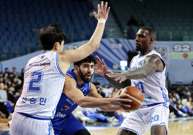 칸터, 잠시 지나가겠습니다