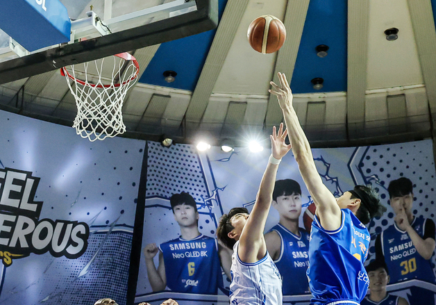 이관희의 레이업 슛