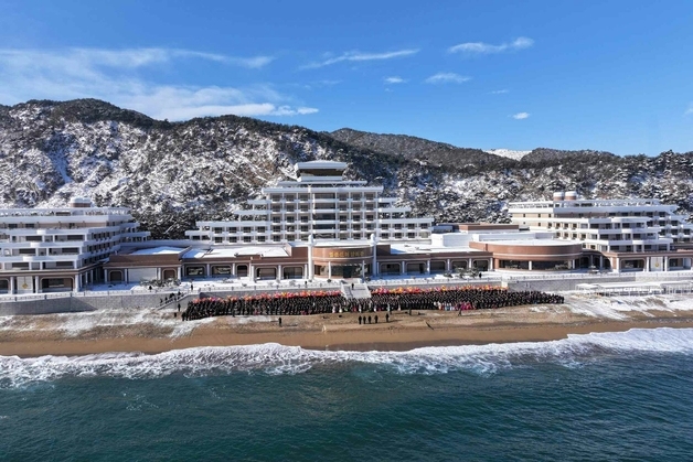 北 염분진 해안공원 준공…'사회주의 문명국가' 프레임 가동[데일리 북한]