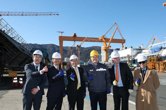 加 온타리오주 경제개발부 장관, 한화오션·HD현대 방문(종합)