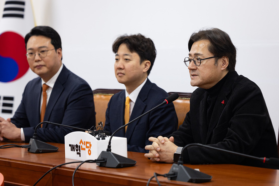 개혁신당 지도부 예방한 홍익표 청와대 정무수석