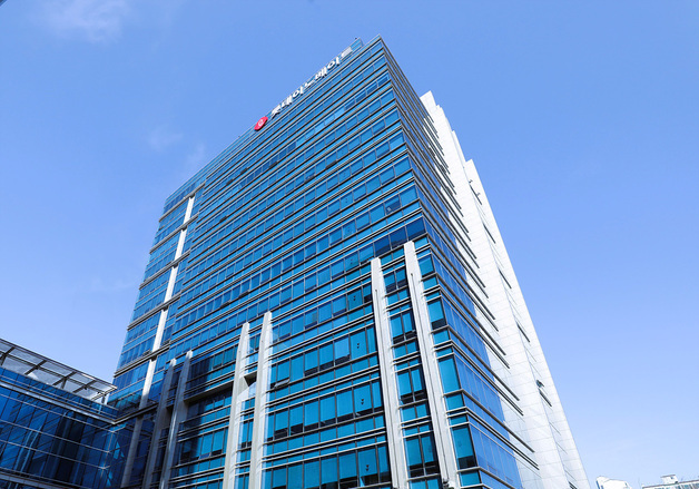 롯데이노 "수랭식 프리쿨링으로 데이터센터 전력소비 35%절감”