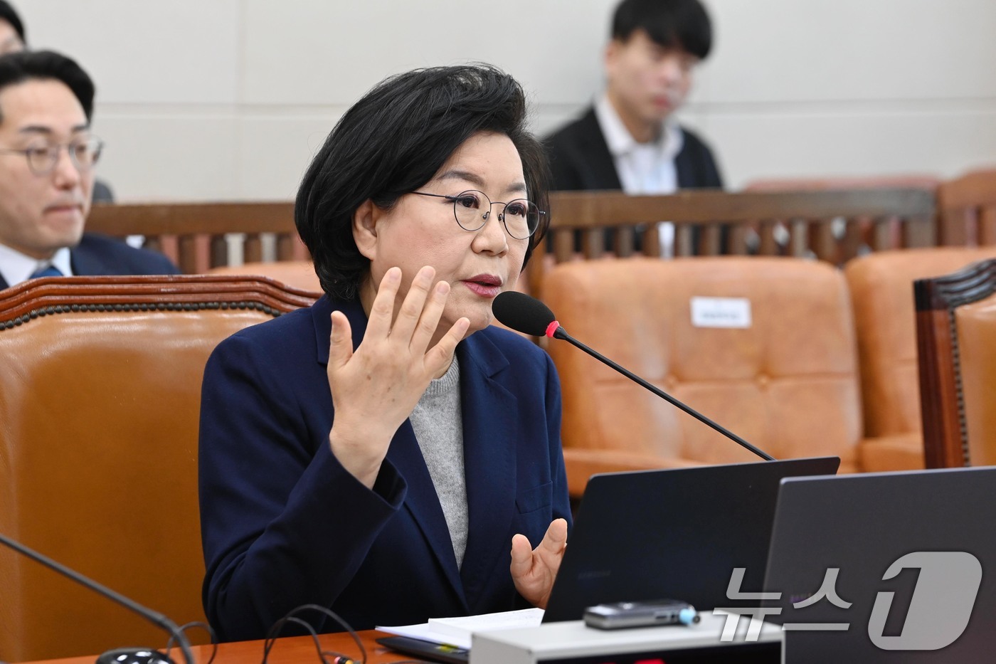 (서울=뉴스1) 국회사진기자단 = 이혜훈 기획예산처 장관 후보자가 23일 서울 여의도 국회에서 열린 제431회국회(임시회) 재정경제기획위원회 인사청문회에 출석해 발언하고 있다. 2 …