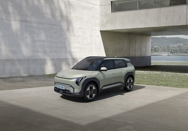 "0%대 금리로"…현대캐피탈, 기아 EV3·4 초저금리 프로모션