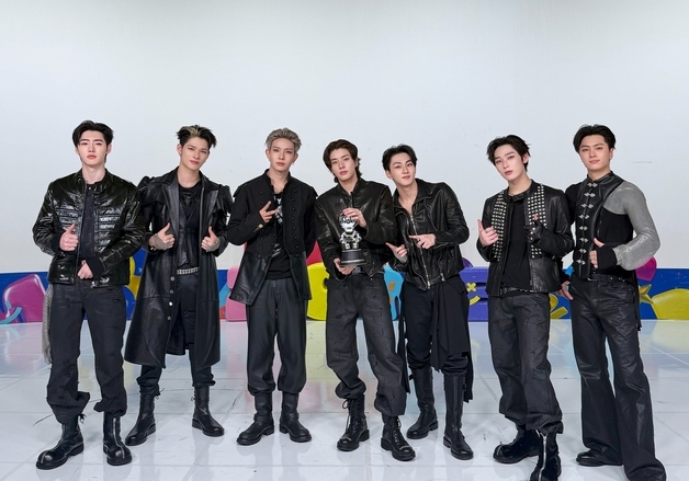 엔하이픈, 신보 207만장 팔려…네 번째 '더블 밀리언셀러'