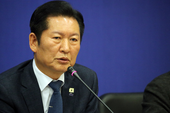 정청래, 혁신당 합당 후폭풍에 "흔들리지 않고 피는 꽃 있으랴"