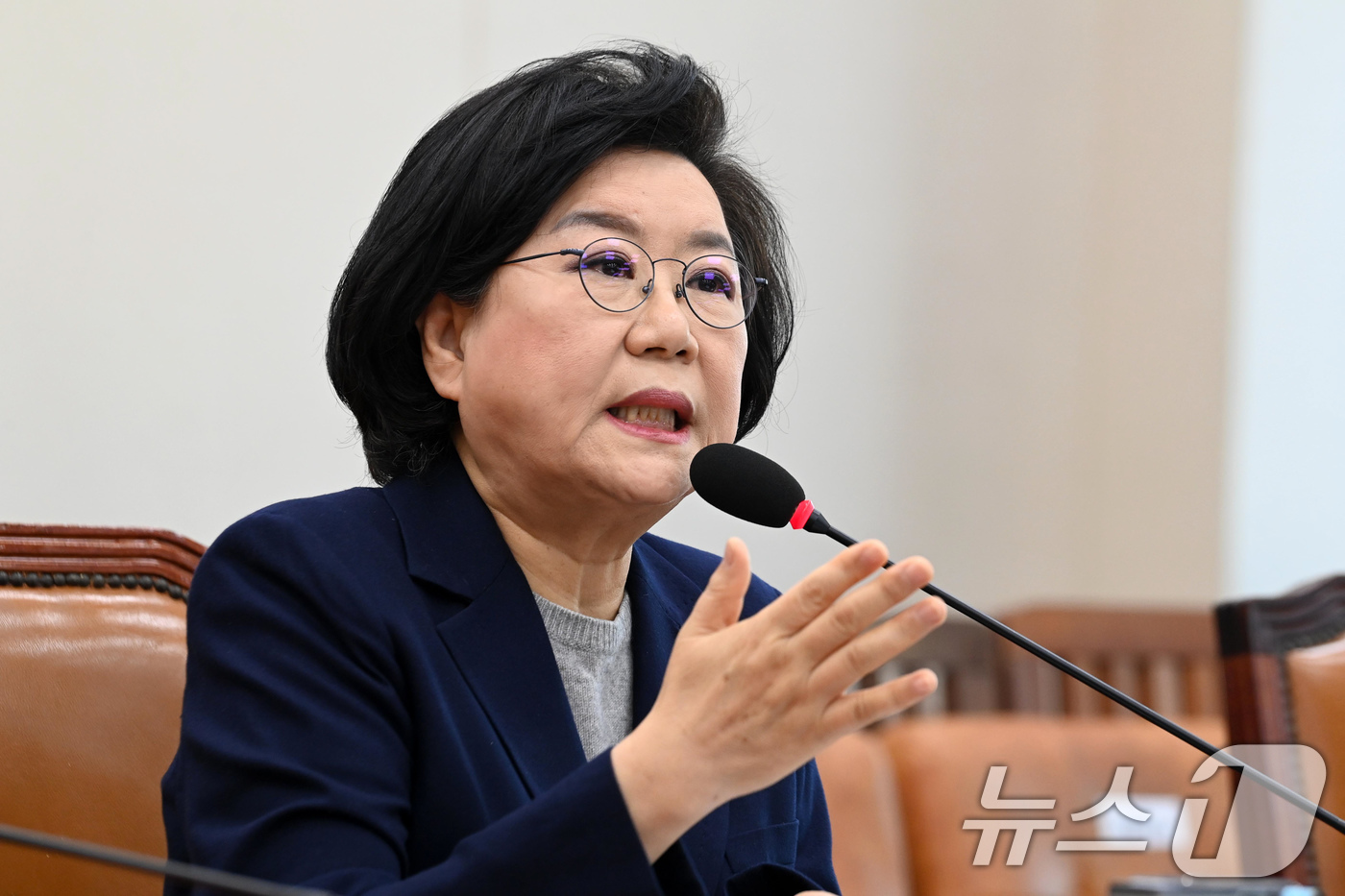 (서울=뉴스1) 국회사진기자단 = 이혜훈 기획예산처 장관 후보자가 23일 서울 여의도 국회에서 열린 인사청문회에 출석해 의원 질의에 답하고 있다. 2026.1.23/뉴스1