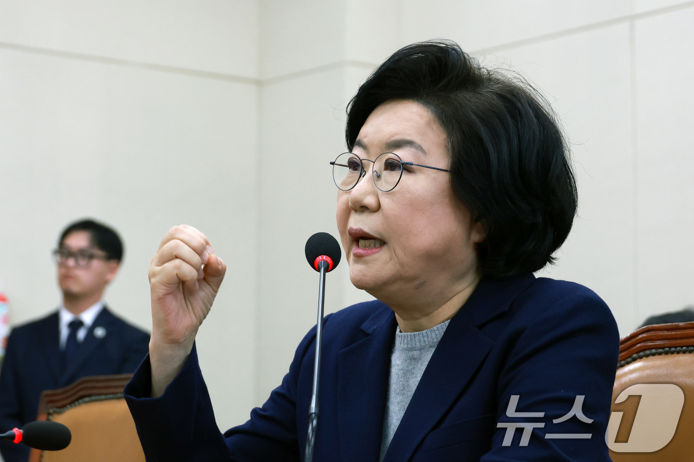 (서울=뉴스1) 국회사진기자단 = 이혜훈 기획예산처 장관 후보자가 23일 서울 여의도 국회에서 열린 인사청문회에 출석해 의원 질의에 답하고 있다. 2026.1.23/뉴스1
