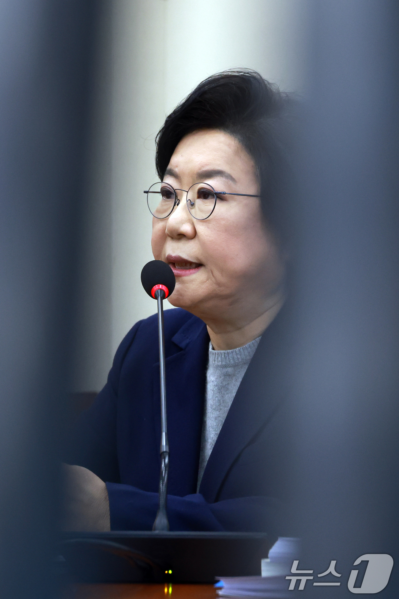 (서울=뉴스1) 국회사진기자단 = 이혜훈 기획예산처 장관 후보자가 23일 서울 여의도 국회에서 열린 인사청문회에 출석해 의원 질의에 답하고 있다. 2026.1.23/뉴스1