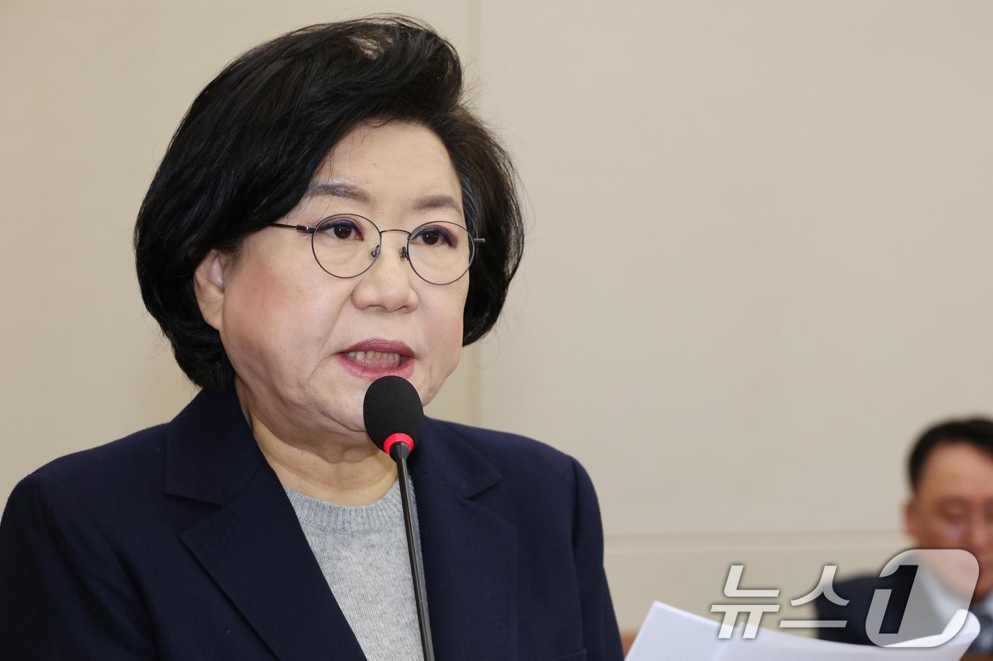 (서울=뉴스1) 국회사진기자단 = 이혜훈 기획예산처 장관 후보자가 23일 서울 여의도 국회에서 열린 인사청문회에 출석해 모두 발언을 하고 있다. 2026.1.23/뉴스1