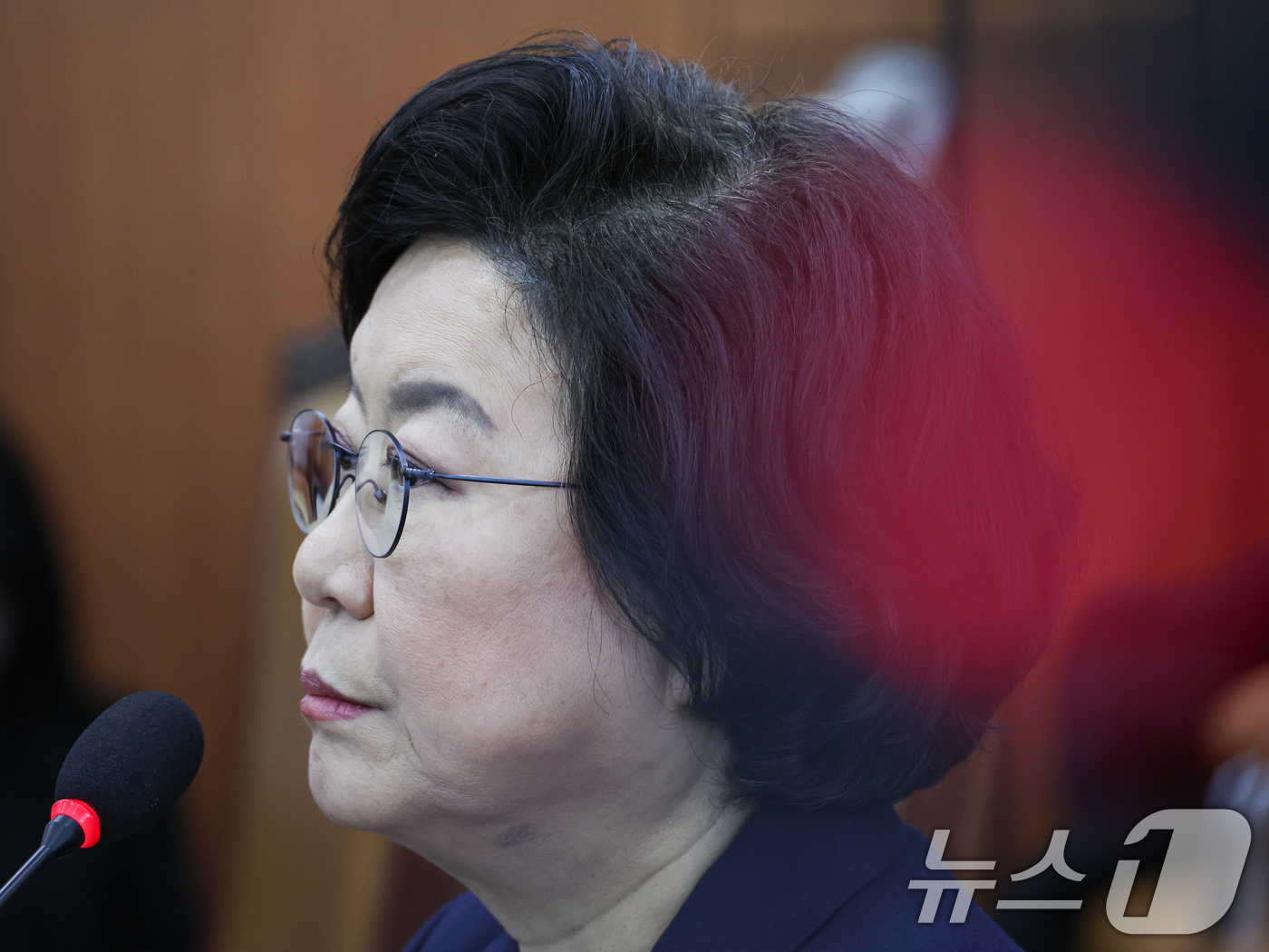 (서울=뉴스1) 국회사진기자단 = 이혜훈 기획예산처 장관 후보자가 23일 서울 여의도 국회에서 열린 인사청문회에서 의원 질의를 듣고 있다. 2026.1.23/뉴스1