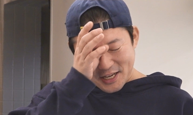 '나혼산' 김대호, 가족들에 명품 선물→진심 전하며 '눈물'