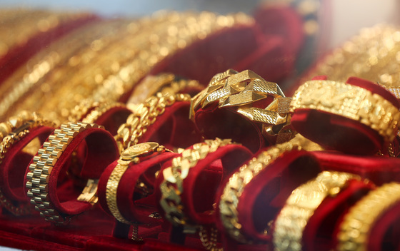 금은방서 3000만원 팔찌 훔친 지인 도주 도운 10대 공범 붙잡혀