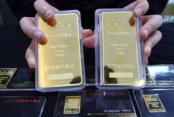 금값 사상 첫 4,900달러 돌파