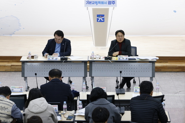 강기정 시장 "통합 반대 노조 설문 놀라…불이익 없도록 명문화"