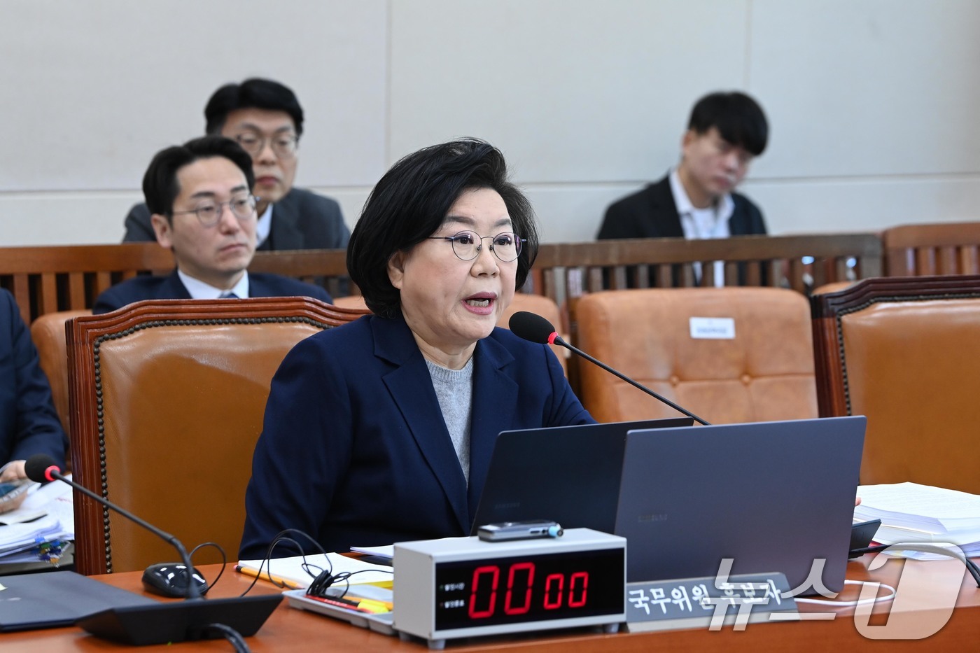 (서울=뉴스1) 국회사진기자단 = 이혜훈 기획예산처 장관 후보자가 23일 서울 여의도 국회에서 열린 제431회국회(임시회) 재정경제기획위원회 인사청문회에서 발언하고 있다. 2026 …