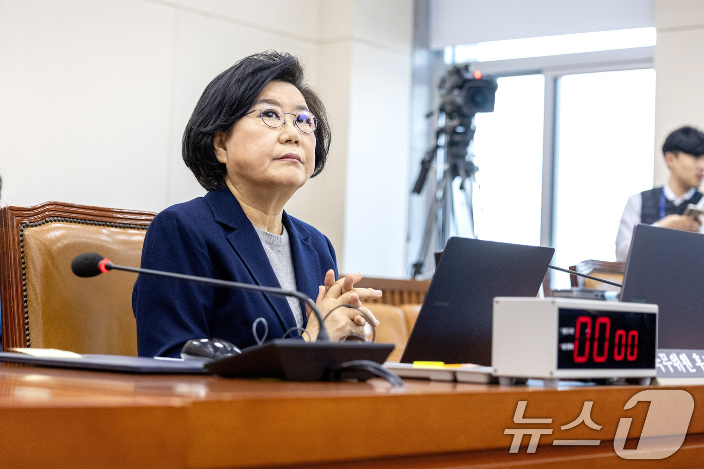 (서울=뉴스1) 국회사진기자단 = 이혜훈 기획예산처 장관 후보자가 23일 서울 여의도 국회에서 열린 제431회국회(임시회) 재정경제기획위원회 인사청문회에 출석해 있다. 2026.1 …