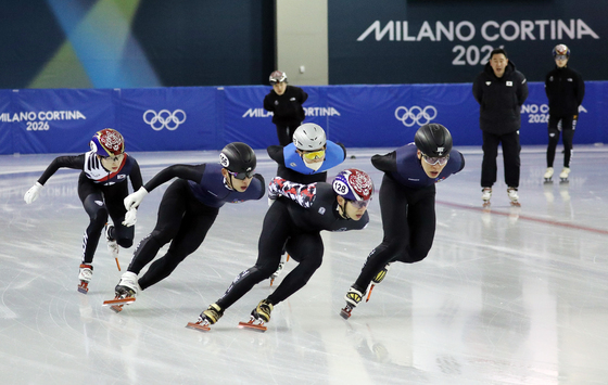 훈련하는 국가대표 선수들