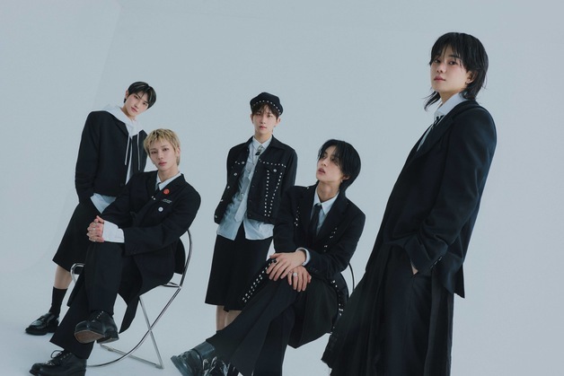 TNX, '콜 미 백'으로 본격 음방 활동 돌입…에너제틱 퍼포먼스 예고