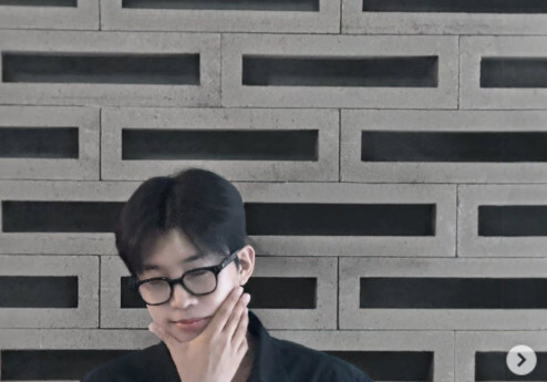 임영웅, 설레는 훈훈 남친룩…놀라운 비율까지 다갖춘 완벽 히어로 [N샷]