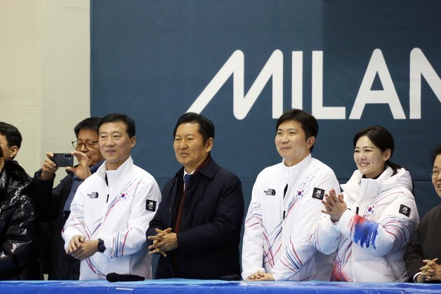 민주당 지도부, 동계올림픽·AG 선수단 격려…"지속적 관심·지원 약속"