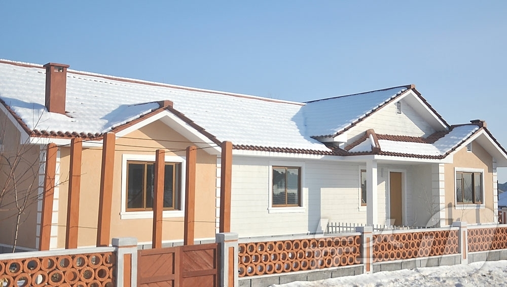 (평양 노동신문=뉴스1) = 북한 노동당 기관지 노동신문은 24일 황해북도 중화군과 신계군 여러 농촌마을에서 살림집(주택) 입사(입주) 모임이 진행됐다고 보도했다. [국내에서만 사 …