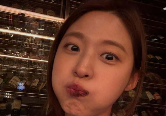 설현 "많이 먹고 포동해진 요즘" 일상 공개…러블리 미모 [N샷]