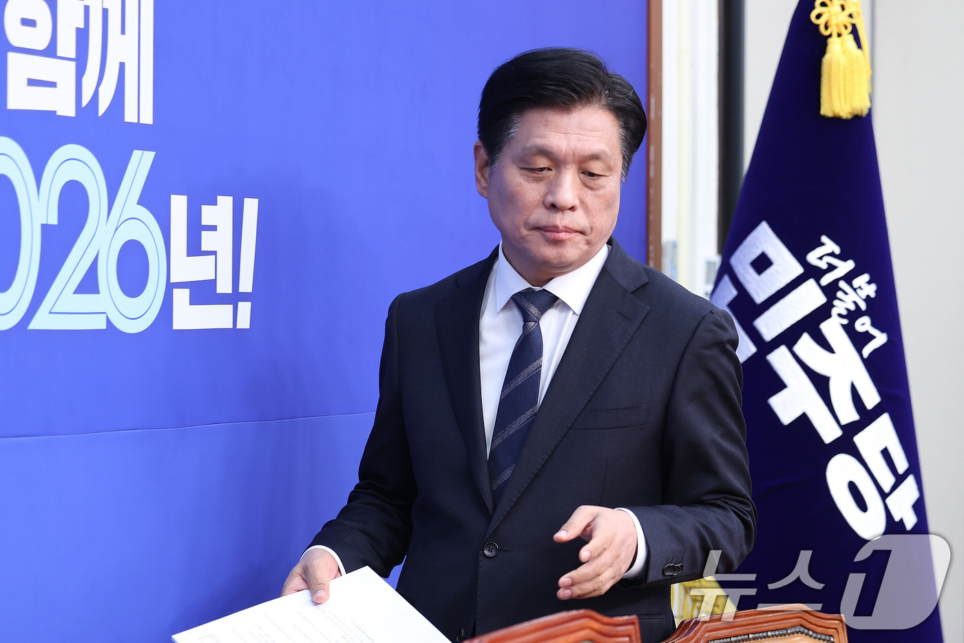 (서울=뉴스1) 신웅수 기자 = 조승래 더불어민주당 사무총장이 25일 서울 여의도 국회에서 열린 현안 기자간담회에 참석하고 있다. 2026.1.25/뉴스1