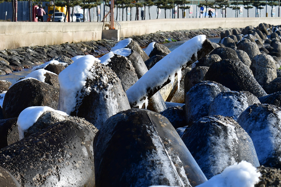 [오늘의 날씨] 대구·경북(27일,화)…맑고 추워, 낮 0~6도