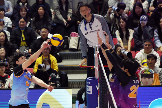 공격하는 전광인