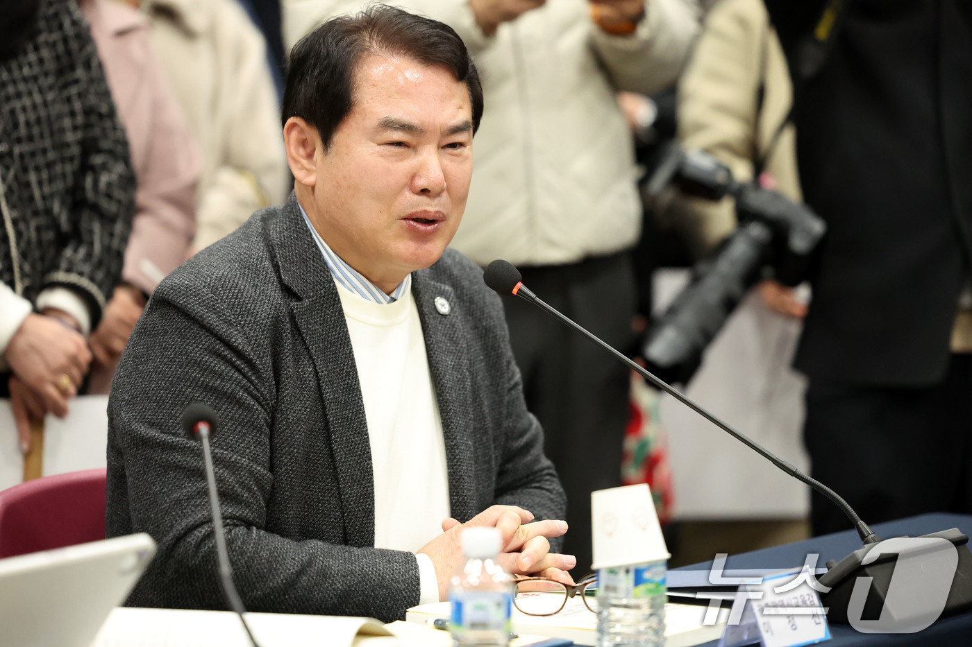 (광주=뉴스1) 이승현 기자 = 이정선 광주시교육감이 25일 광주 서구 김대중컨벤션센터에서 열린 광주전남 행정통합 특별법 제정을 위한 간담회에서 발언하고 있다. 2026.1.25/ …