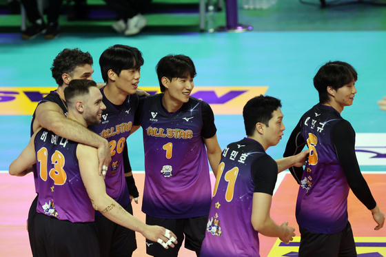 기뻐하는 V-스타