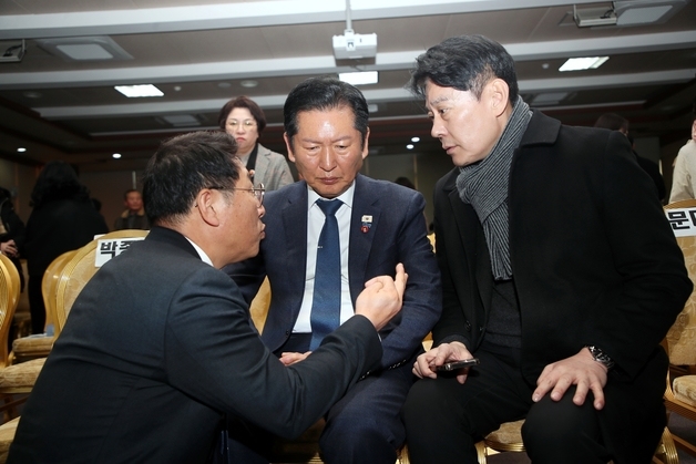 정청래 "민주주의 거목 이해찬 운명, 헤아릴 수 없는 아픔"