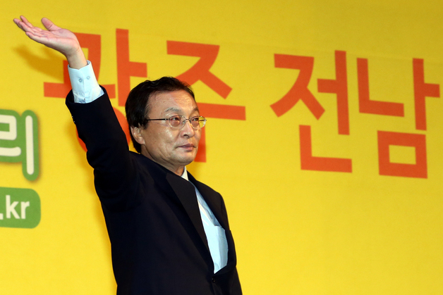 "민주주의 산증인" 이해찬 전 총리 별세에 광주·전남 애도 물결