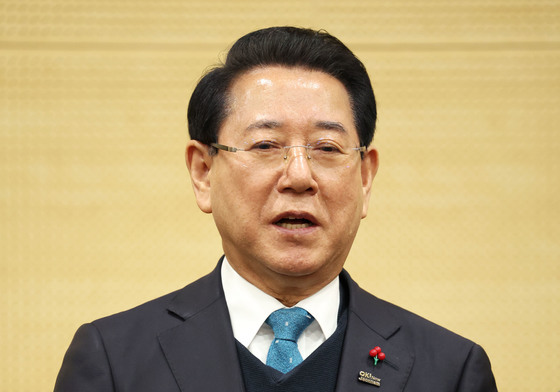 간담회 마치고 발언하는 김영록