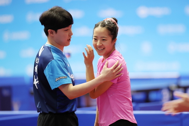 '남매 듀오' 임종훈-신유빈 종합탁구선수권 혼합복식 결승 진출