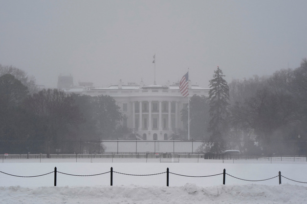 美남부서 북동부까지 '역대급' 겨울폭풍…20개주 비상사태 선포