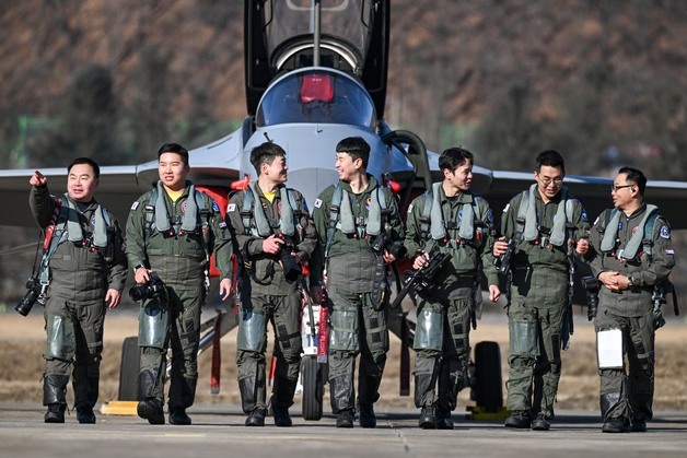 공군 항공촬영팀·김해 소방구조중대, '2025년 공군을 빛낸 단체'로 선정