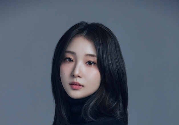 이달의소녀 출신 여진, MUMW와 전속계약…차세대 女 솔로 기대