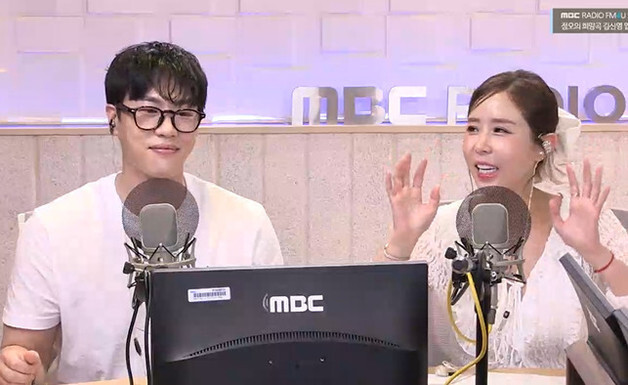 코요태 신지, 논란 딛고 7세 연하 문원과 5월 결혼…손편지로 전한 진심(종합)