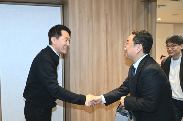 [동정] 오세훈 CES 2026 혁신상 수상 기업 간담회