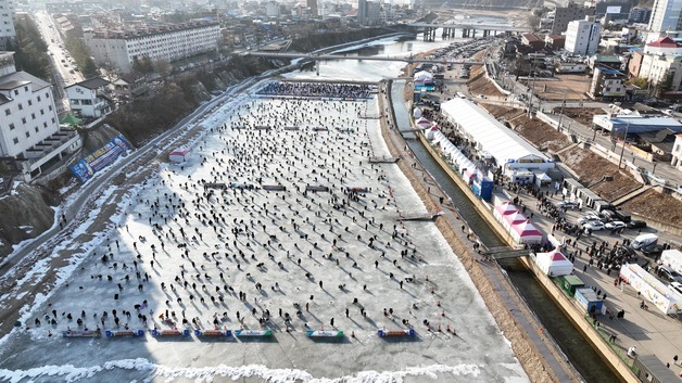 인삼송어로 '핫'해진 홍천…홍천강 꽁꽁축제 17일간 27만명 방문