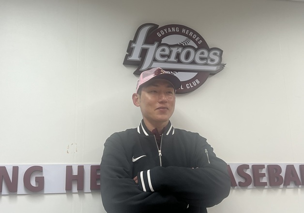 키움 복귀 서건창 "은퇴는 아직…마지막 기회, 성적으로 증명할 것"