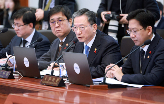 발언하는 정성호 법무부 장관