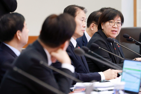 발언하는 정은경 보건복지부 장관